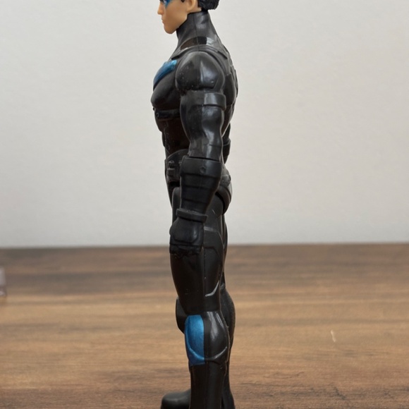 2019 Mattel DC Comics Batman Robin Missions NIGHTWING 6" Action Figure Toy - Picture 8 of 10